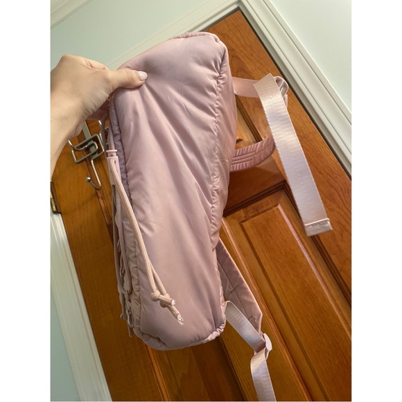 Blogilates Mini Backpack - Lilac Haze - Picture 5 of 7